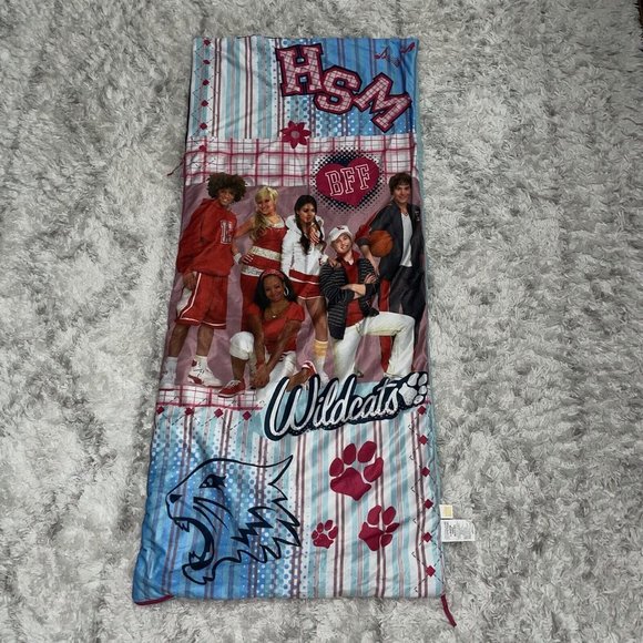 VTG 2000's Disney High School Musical Wildcats Kids Teens Sleeping Bag 30x67" - Picture 1 of 12